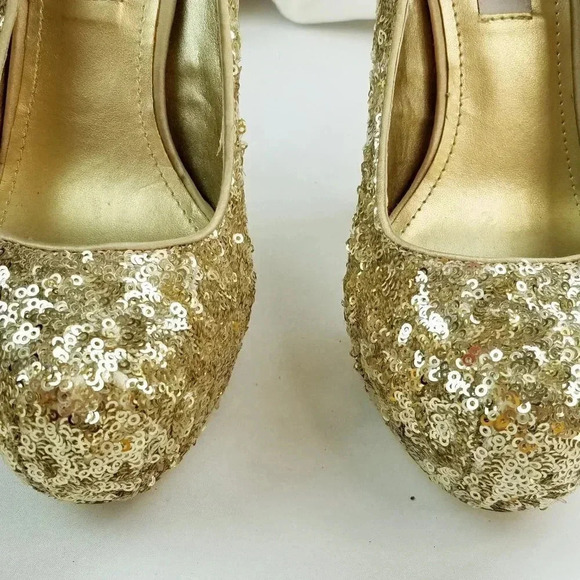 Steve Madden Size 6.5M Bitter Platform Gold Sequin Stiletto Heel Women's Pumps - Picture 3 of 12